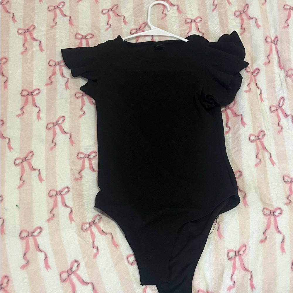 SHEIN Black Ruffled Kids Bodysuit